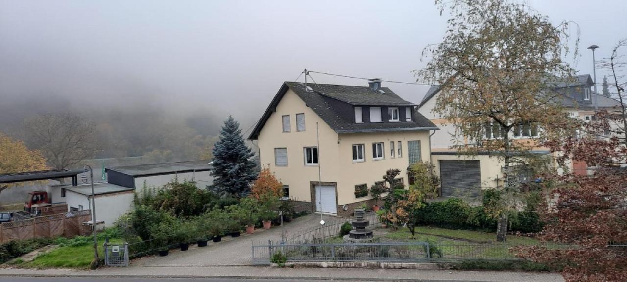 Ferienwohnung „Zur Alten Brauerei“ Mesenich Buitenkant foto